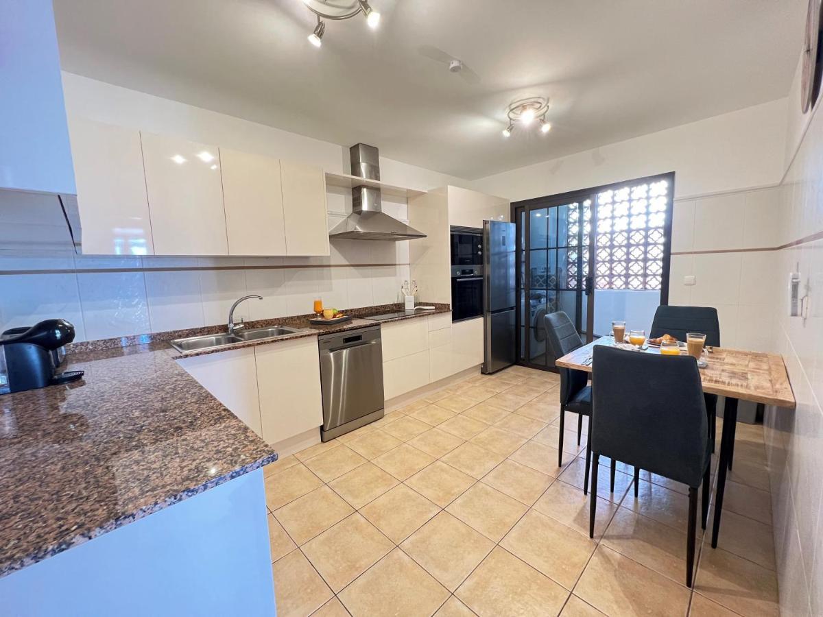 Villa Eva - New To The Market, Fully Refurbished Licensed Villa - Private Pool Caleta De Fuste Exterior foto